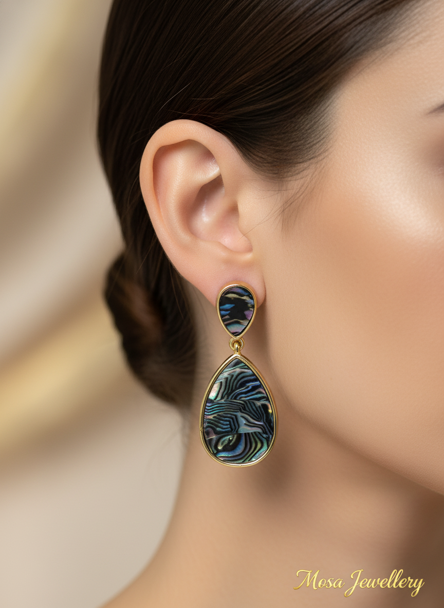 Vintage Earrings 138