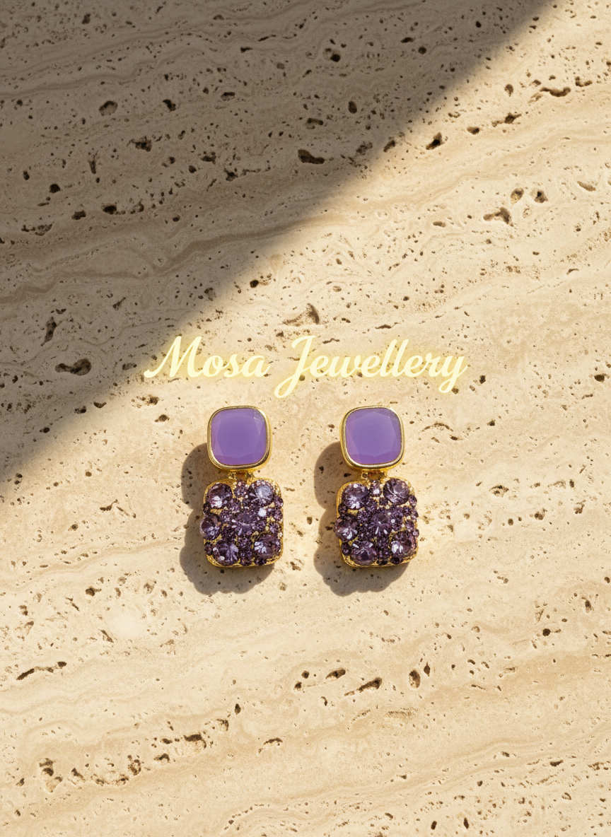 Vintage Earrings 172