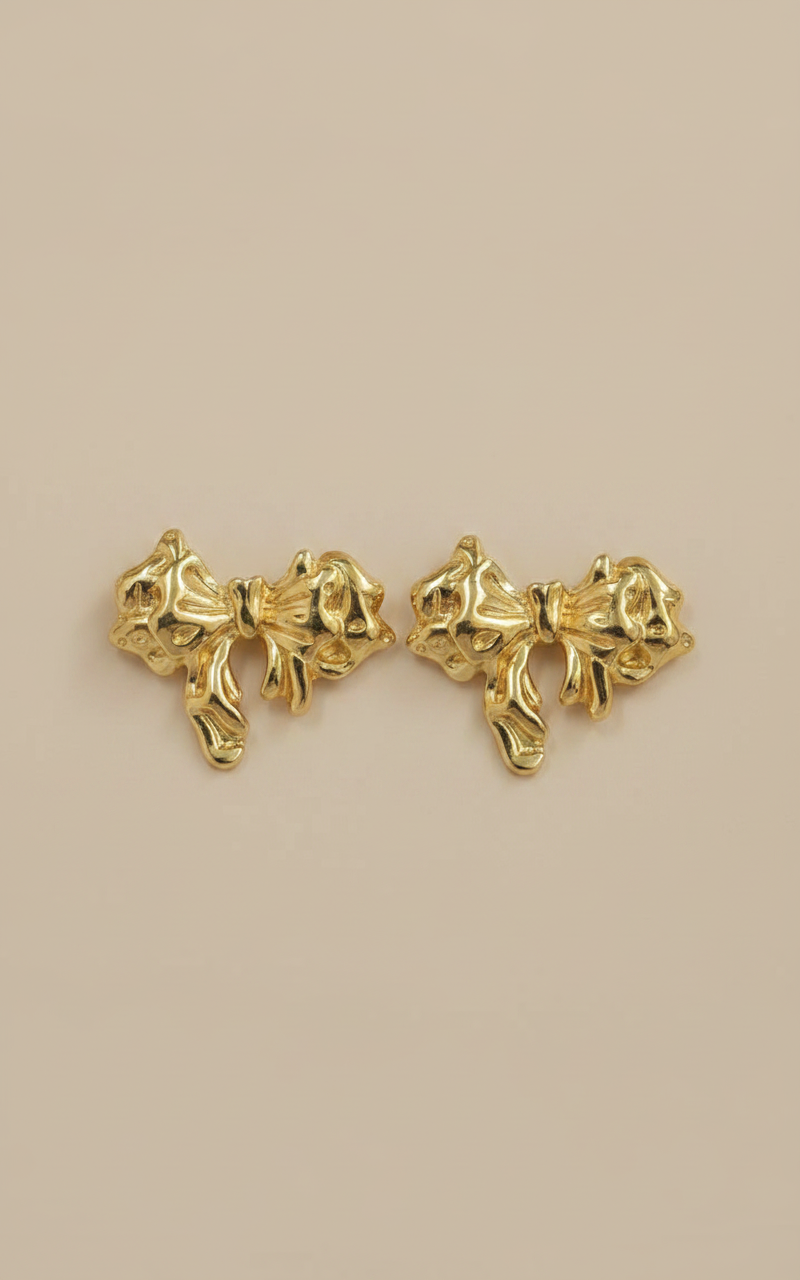 Classic Pearl Stud Earrings for Women – Elegant Office Wear Jewelry for Everyday Styling